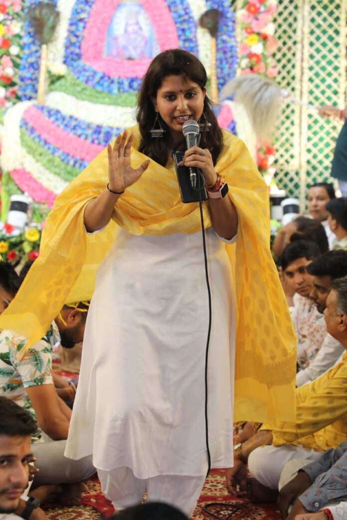 Bhajan gayikaTripti