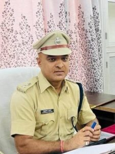 डीडवाना कुचामन जिले के नए पुलिस अधीक्षक हनुमान प्रसाद मीणा। 